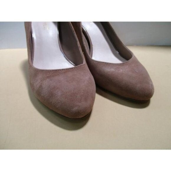 *Nine West Tan Beige Suede Pump Contour Almond Toe - Picture 3 of 7